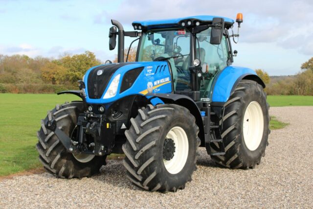 New Holland T7.245AC