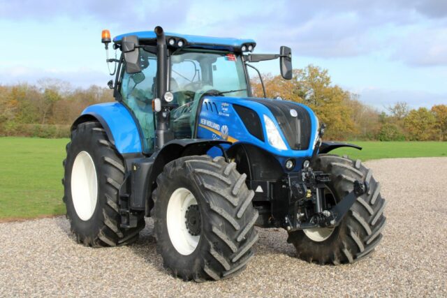 New Holland T7.245AC