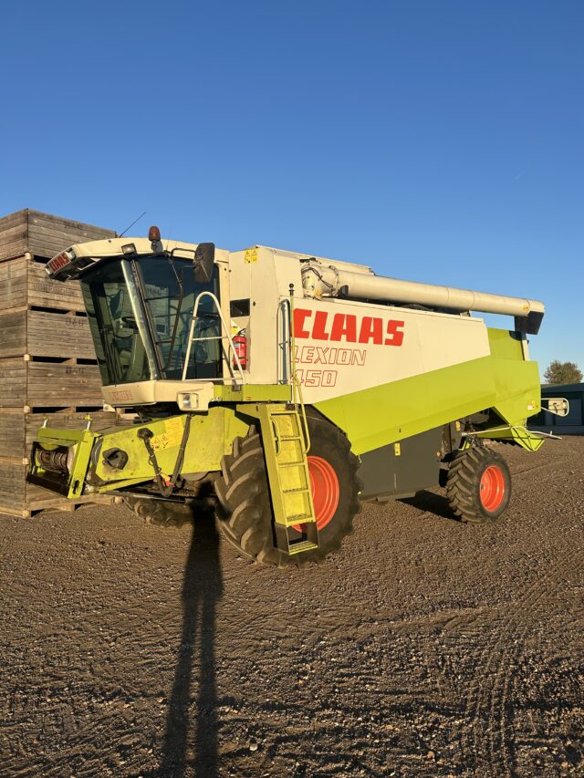 Claas Lexion 450 Combine Harvester