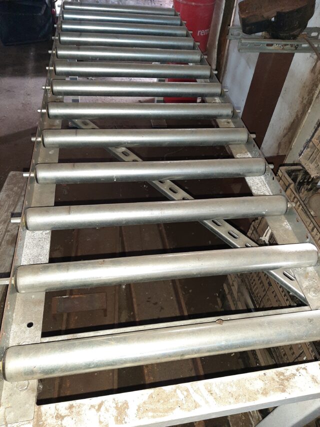 2m x 600mm gravity roller track sections