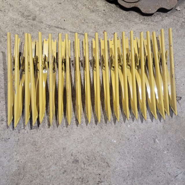 New Holland Combine Lifters