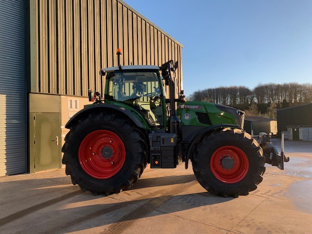 T2038700 FENDT 724 VARIO GEN 6 TRACTOR