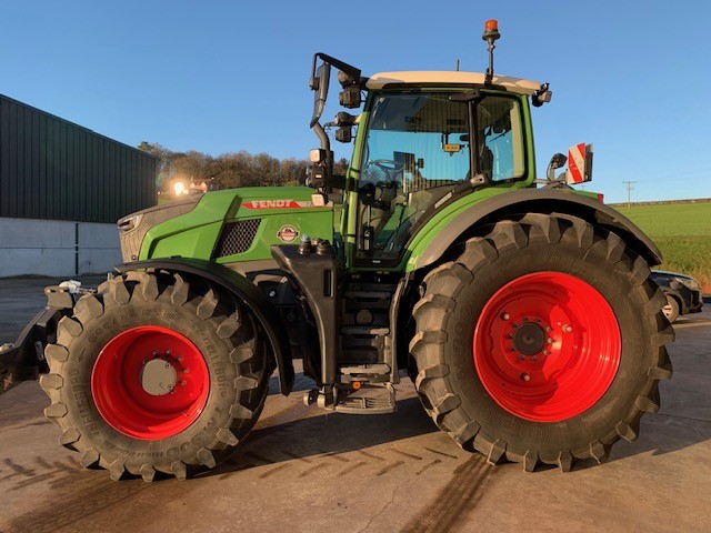 T2038700 FENDT 724 VARIO GEN 6 TRACTOR