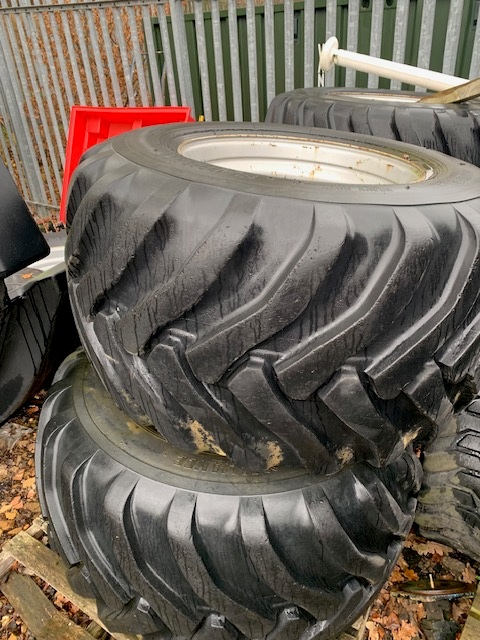 I3000016 4 X ALLIANCE 700/50-22.5 WHEELS