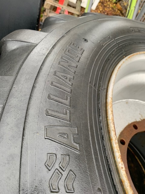 I3000016 4 X ALLIANCE 700/50-22.5 WHEELS