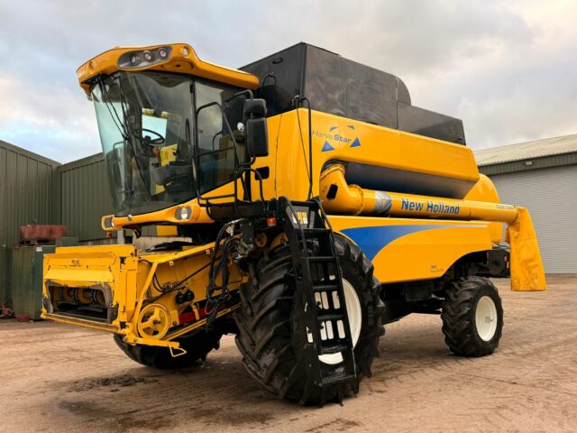 New Holland CSX 7080