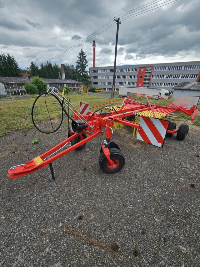 Rozmital SB-4941 Rake – 4.9 m