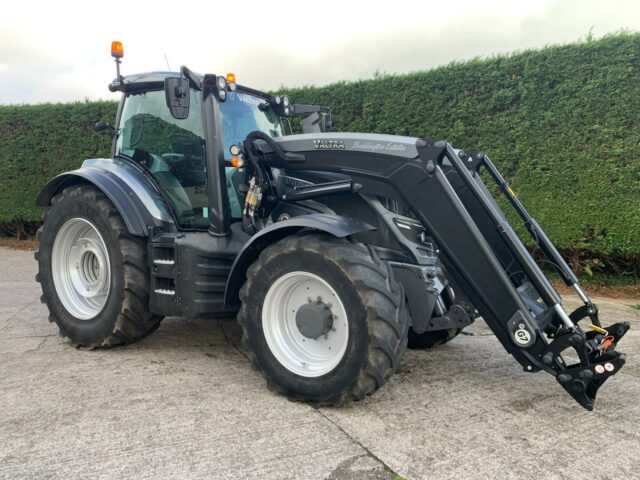 TB003688 VALTRA T174EV TRACTOR & LOADER
