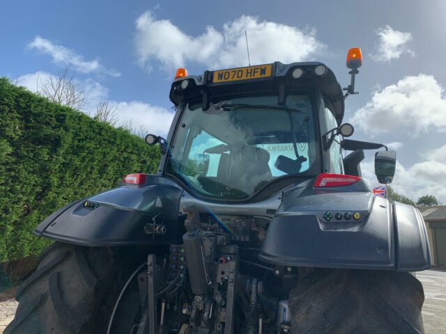 TB003688 VALTRA T174EV TRACTOR & LOADER