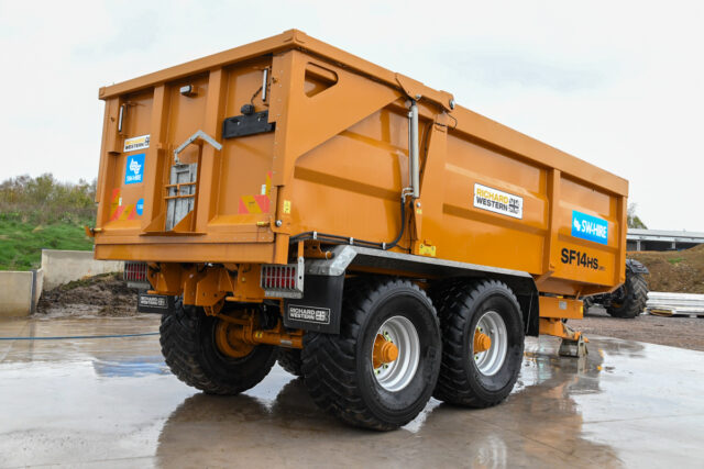 2023 SF14HS Grain Trailer