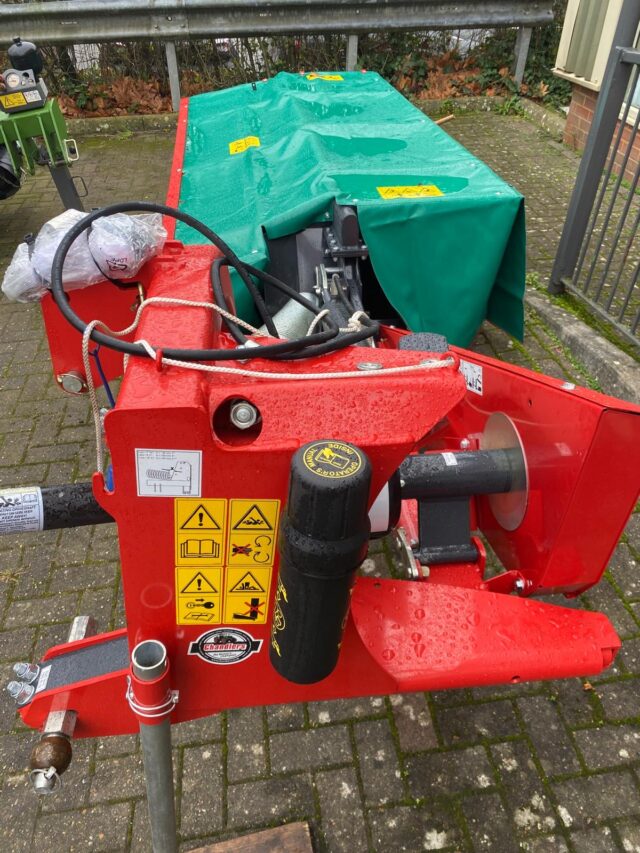 CM000278 KVERNELAND 2628M DISC MOWER