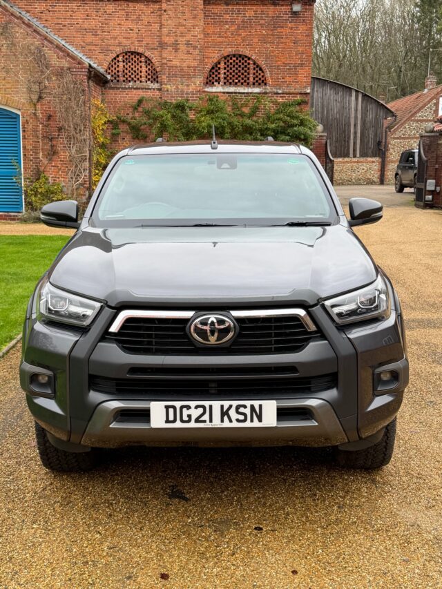 Toyota Hilux InvincibleX