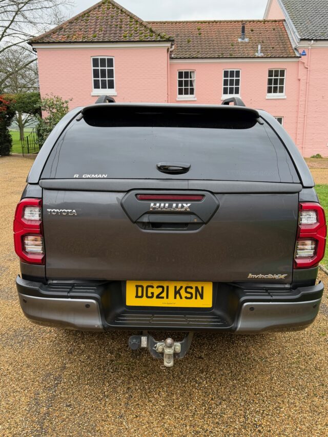 Toyota Hilux InvincibleX