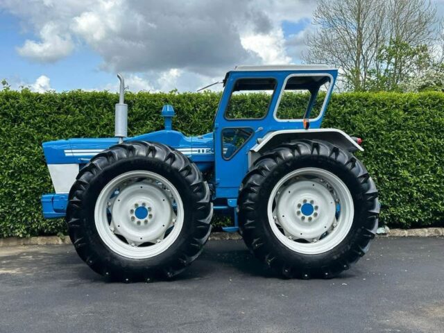 1972 Ford County Super Six 1124