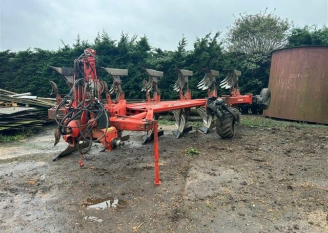 T5012753 KUHN MULTIMASTER 183 PLOUGH