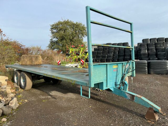 T238853B ARMSTRONG & HOLMES 12T TRAILER