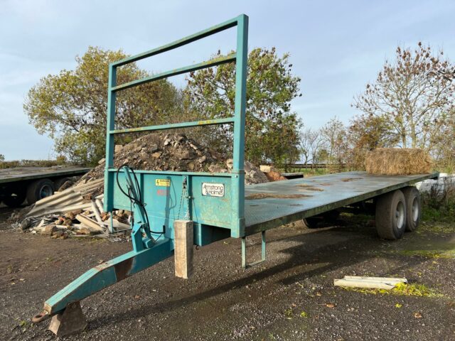 T238853B ARMSTRONG & HOLMES 12T TRAILER