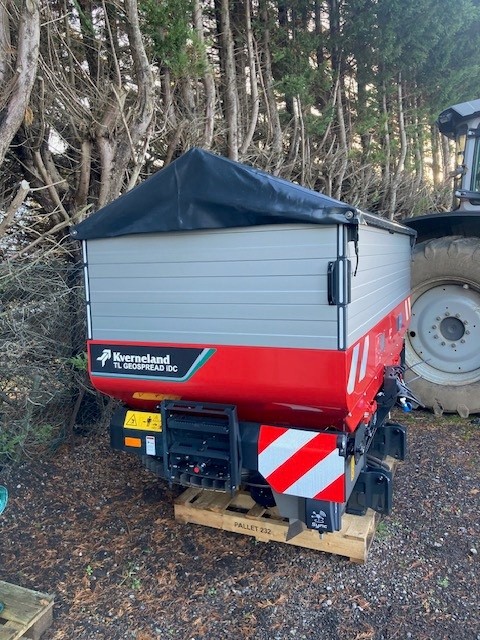 BM000601 KVERNELAND EXACTA TL1875