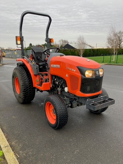 Kubota STW34 Compact Tractor (2016)