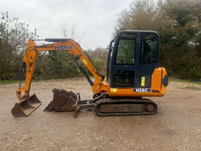 Hanix H26C Excavator