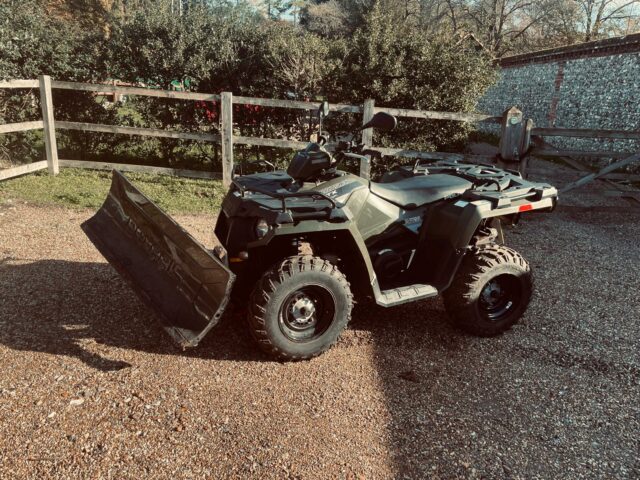 Polaris Sportsman 570 with Snowplough