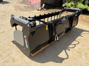 Magsi 1000l Bucket grab euro brackets