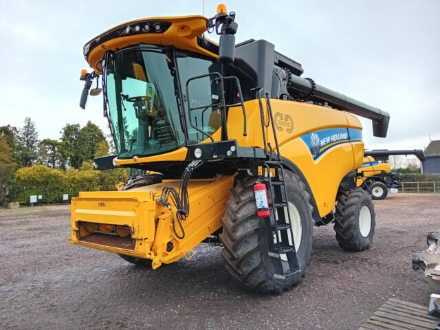 New Holland CH7.70