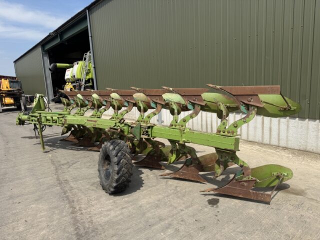 Dowdeswell MA 145 7 Furrow Plough
