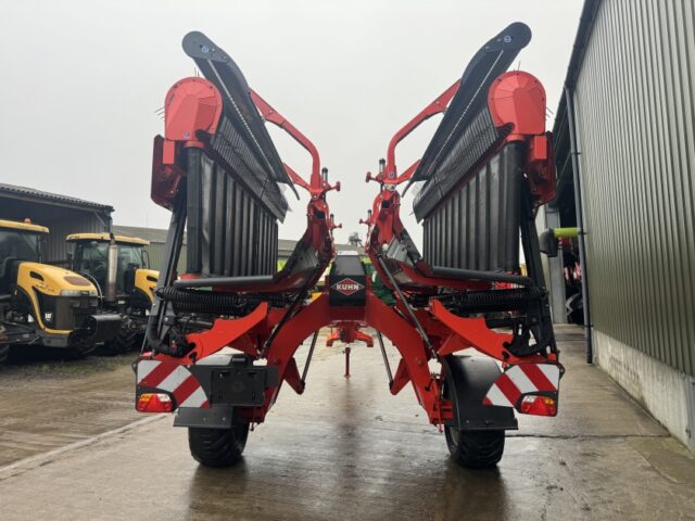 Kuhn Merge Maxx 950 Merger