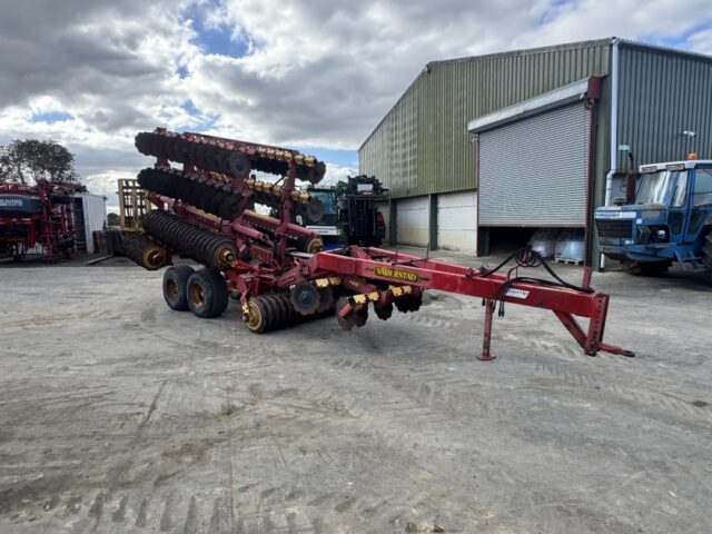 Vaderstad 820 Carrier