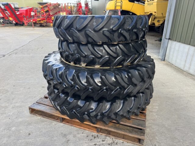 340/85R36 and 380/90R50 New Holland Rowcrop Wheels