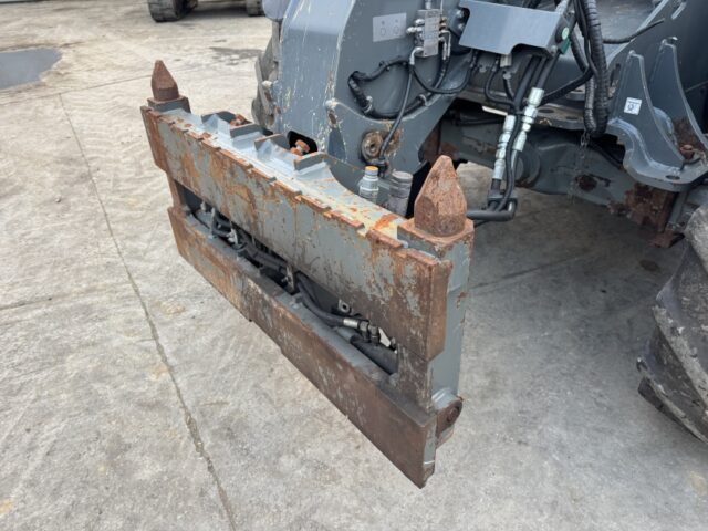 Kramer KT 407 Pickup Hitch and Headstock