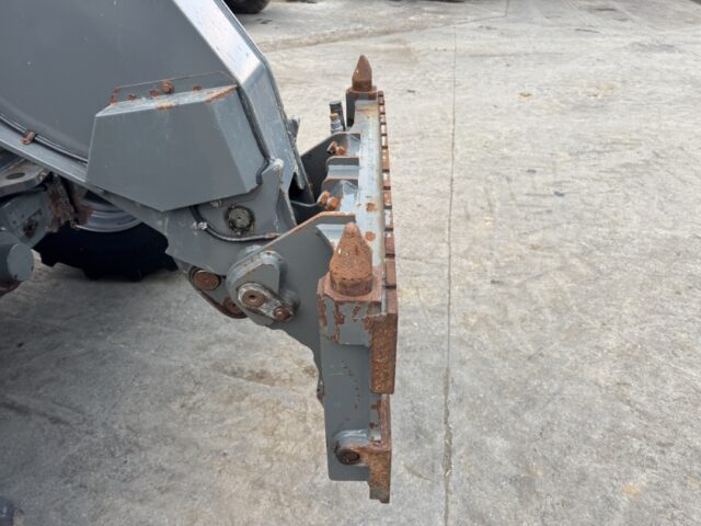 Kramer KT 407 Pickup Hitch and Headstock