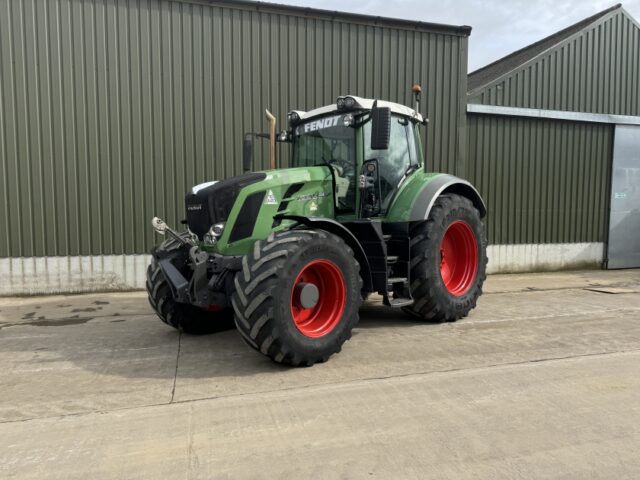 Fendt 828 ECR Vario Profi Plus
