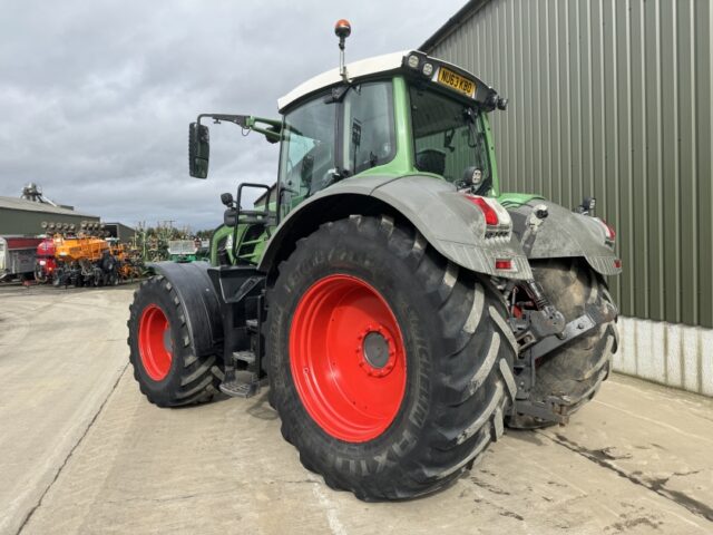 Fendt 828 ECR Vario Profi Plus