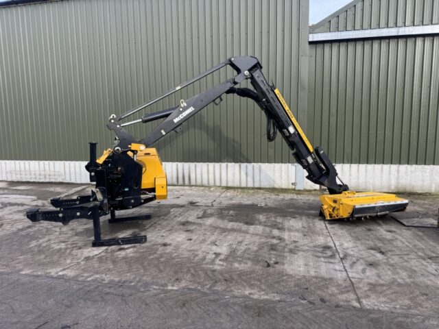 McConnel 8085 Power Arm Tele VFR Hedge Cutter