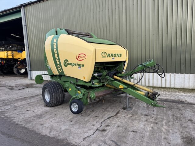 Krone Comprima V150 XC Round Baler
