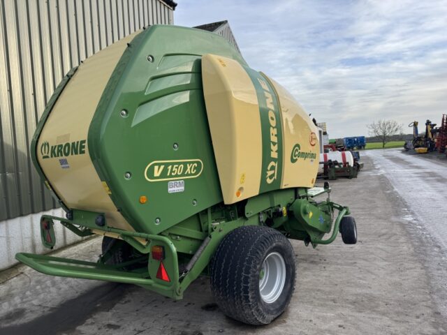Krone Comprima V150 XC Round Baler