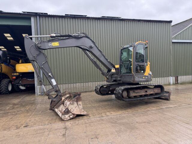Volvo ECR88D Rubber Track Digger
