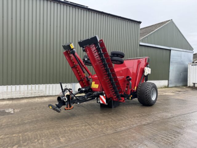 Kongskilde 5200 Stonebear