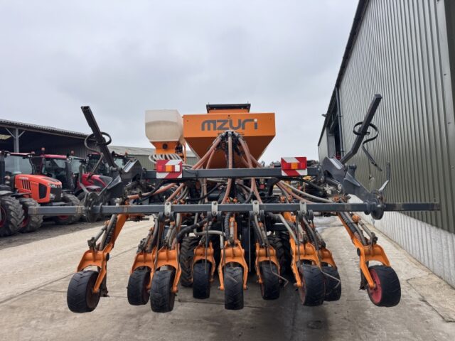 Mzuri Pro-Til 3T **Grain, Fert and Slug Pellets**