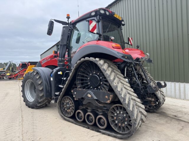 Case Magnum 400 Rowtrac **Powershift**