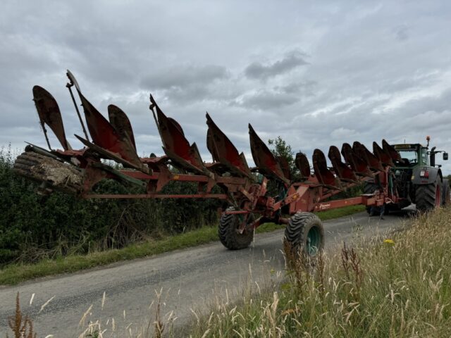 Kverneland 10 Furrow RW100 Varimat Plough
