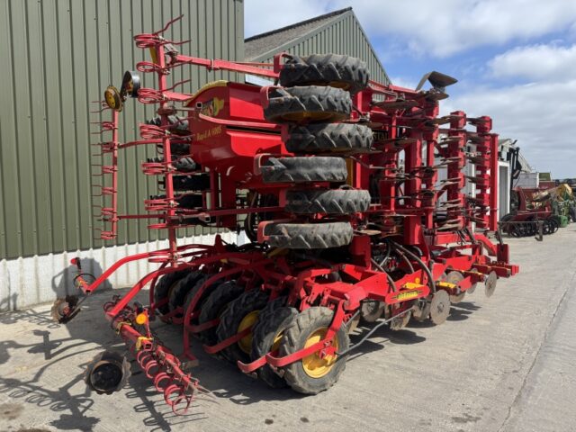 Vaderstad Rapid A600s **3 Row**