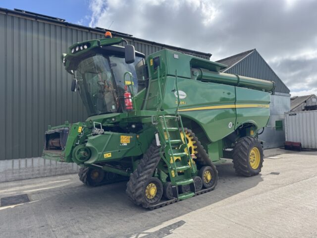 John Deere S785i c/w 735D
