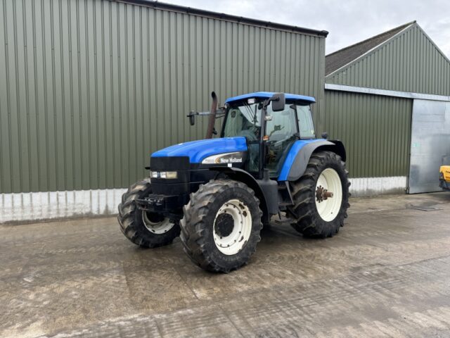 New Holland TM190