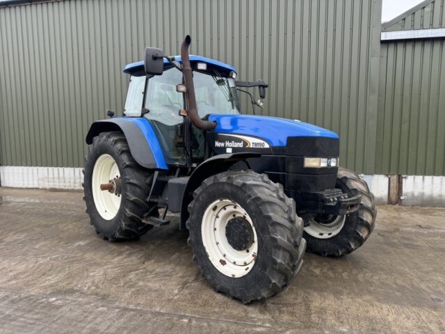 New Holland TM190