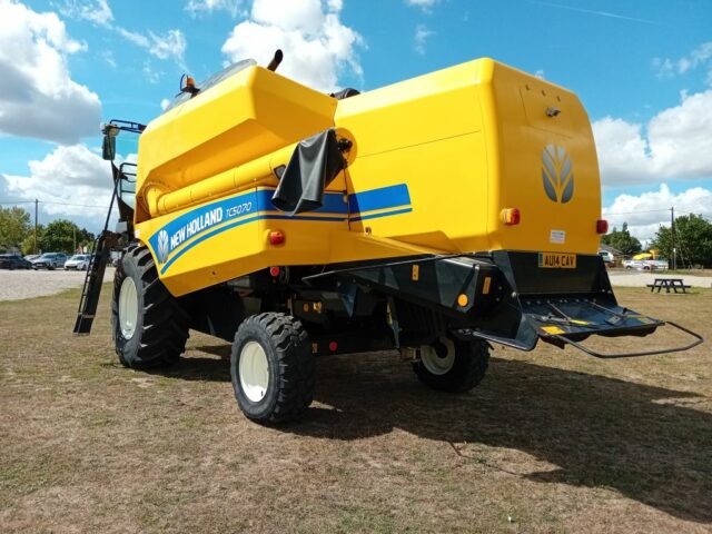 New Holland TC5070