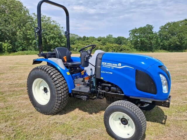 New Holland BOOMER 35