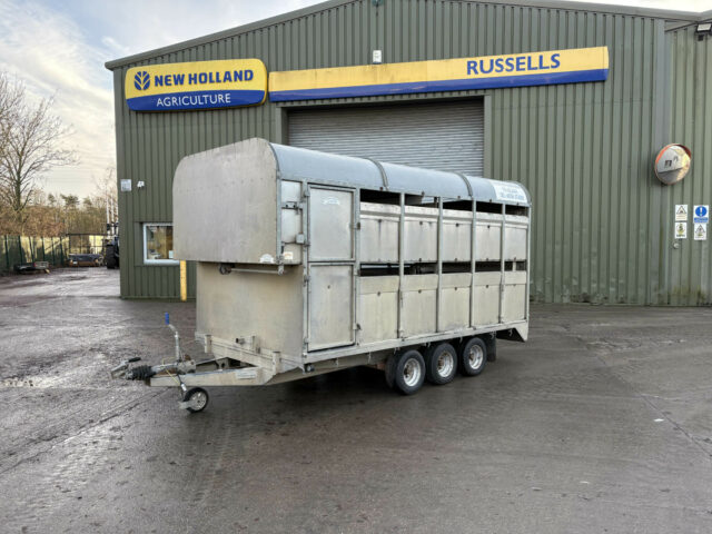 Graham Edwards DM12T Tri-Axle Livestock Trailer For Sale *NO VAT*